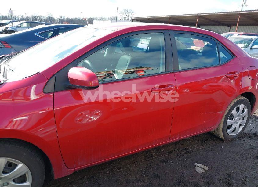 Photo 14 of 2018 Toyota Corolla LE (VIN 2T1BURHEXJC064457)