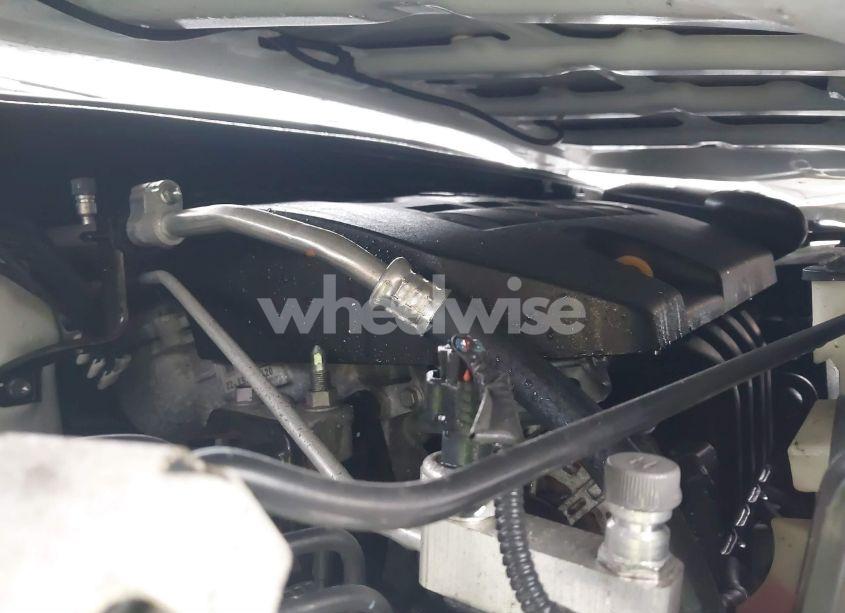 Photo 10 of 2018 Toyota Corolla LE (VIN 2T1BURHEXJC071036)