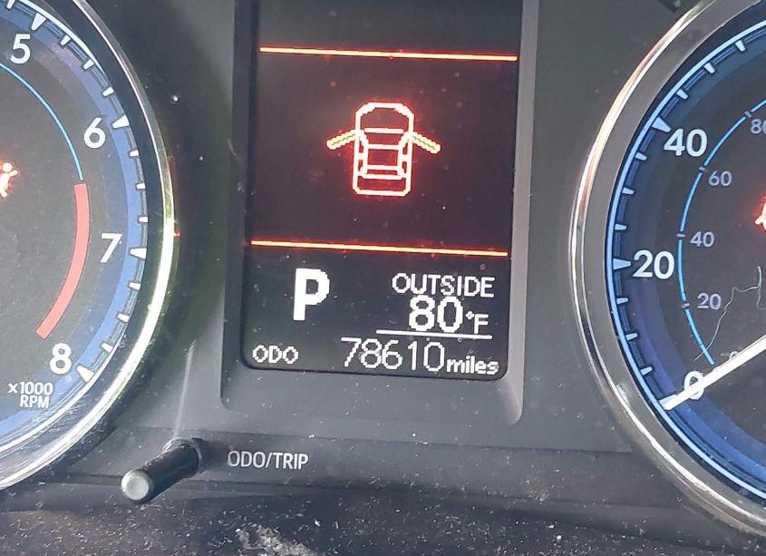 Photo 16 of 2018 Toyota Corolla LE (VIN 2T1BURHEXJC076771)