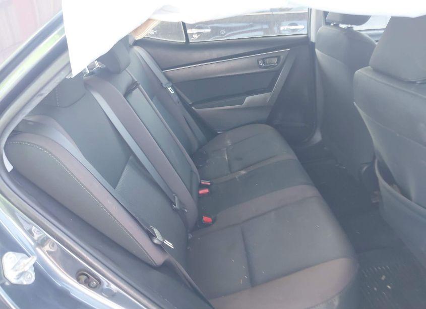 Photo 8 of 2018 Toyota Corolla LE (VIN 2T1BURHEXJC076771)