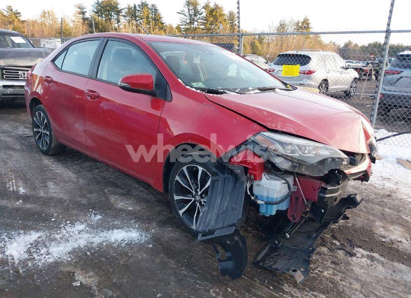 2018 Toyota Corolla XSE (VIN 2T1BURHEXJC082814) main photo
