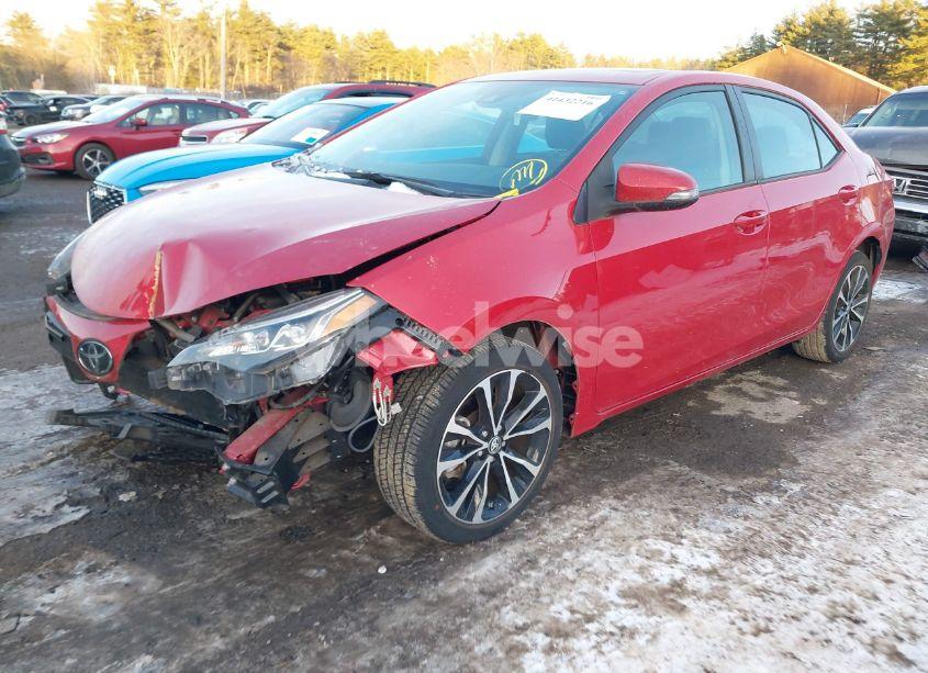 Photo 2 of 2018 Toyota Corolla XSE (VIN 2T1BURHEXJC082814)