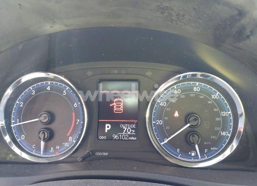 Photo 7 of 2018 Toyota Corolla LE (VIN 2T1BURHEXJC098995)