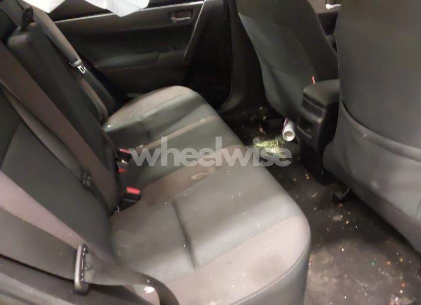 Photo 8 of 2018 Toyota Corolla LE (VIN 2T1BURHEXJC099743)