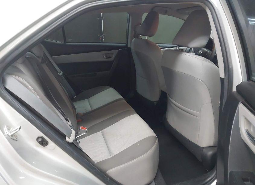 Photo 8 of 2018 Toyota Corolla LE (VIN 2T1BURHEXJC106108)