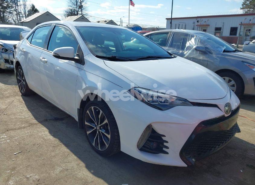 2018 Toyota Corolla XSE (VIN 2T1BURHEXJC108263) main photo