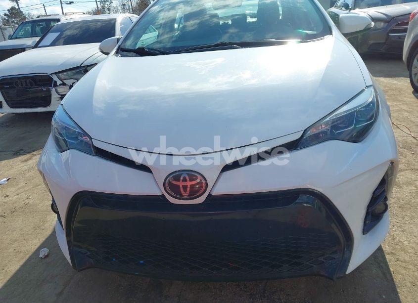 Photo 12 of 2018 Toyota Corolla XSE (VIN 2T1BURHEXJC108263)