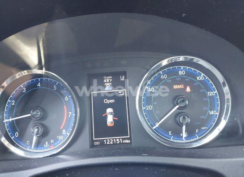 Photo 7 of 2018 Toyota Corolla XSE (VIN 2T1BURHEXJC108263)