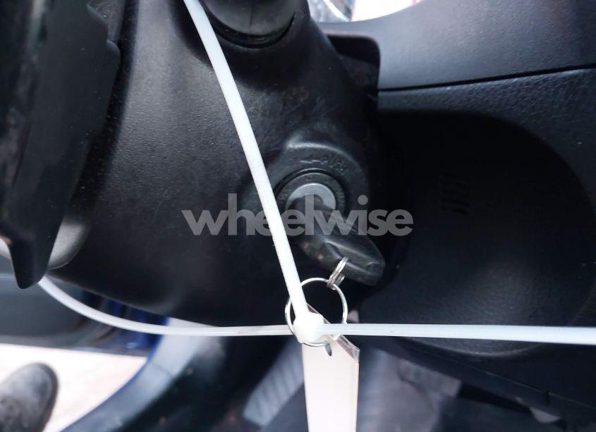 Photo 11 of 2018 Toyota Corolla SE (VIN 2T1BURHEXJC122843)