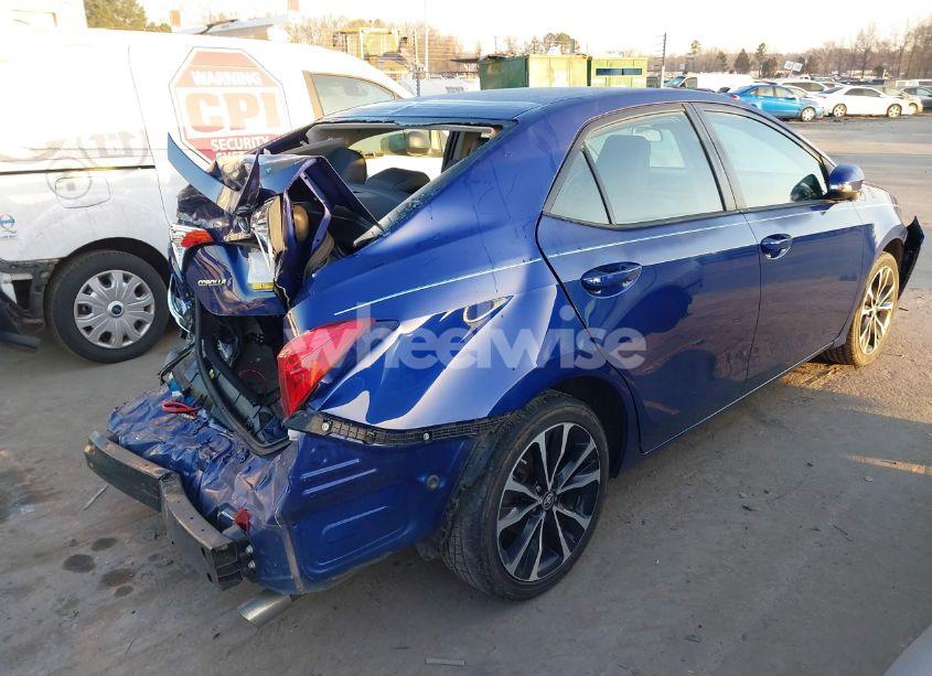 Photo 4 of 2018 Toyota Corolla SE (VIN 2T1BURHEXJC122843)