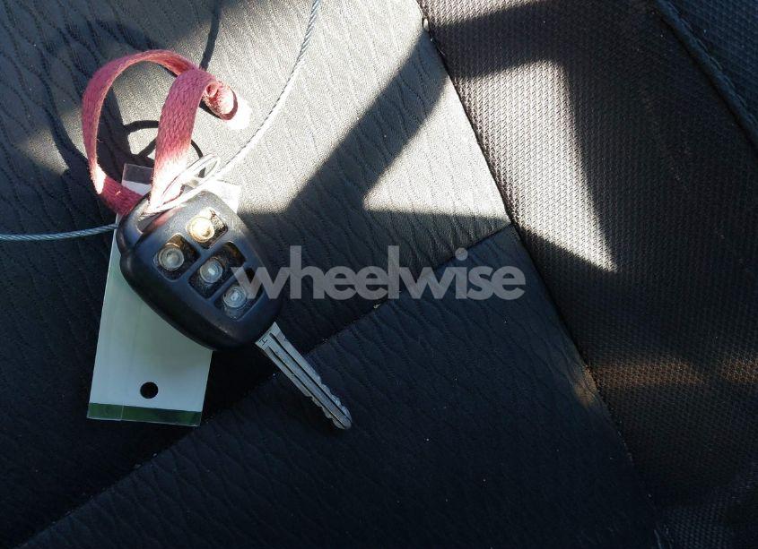 Photo 11 of 2018 Toyota Corolla LE (VIN 2T1BURHEXJC124415)