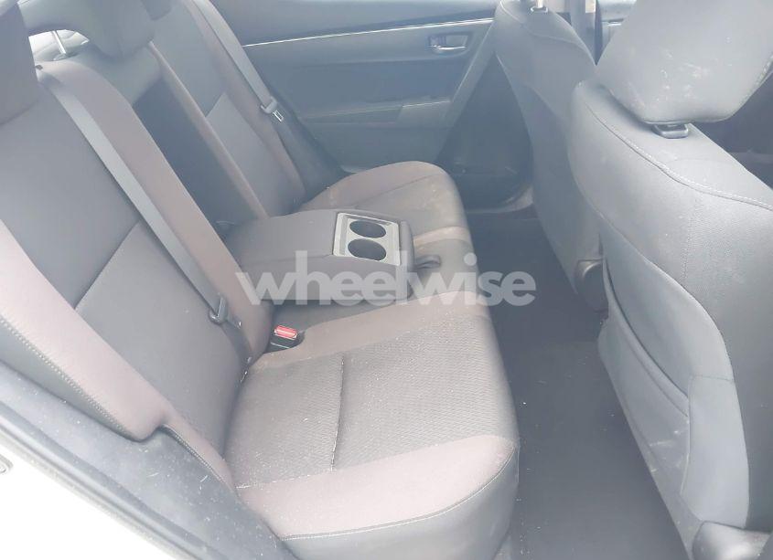 Photo 8 of 2018 Toyota Corolla LE (VIN 2T1BURHEXJC977851)