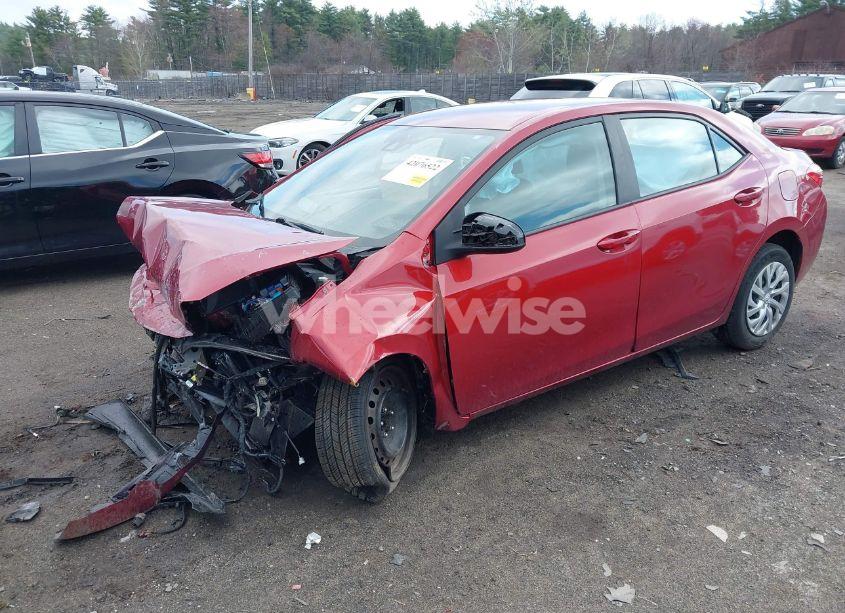 Photo 2 of 2018 Toyota Corolla LE (VIN 2T1BURHEXJC991572)