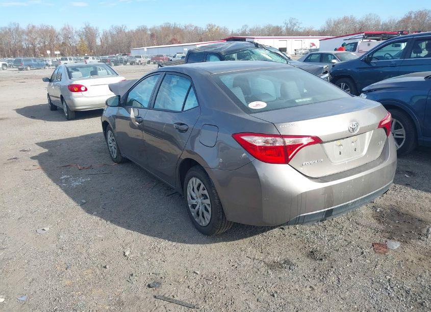 Photo 3 of 2018 Toyota Corolla LE (VIN 2T1BURHEXJC996481)