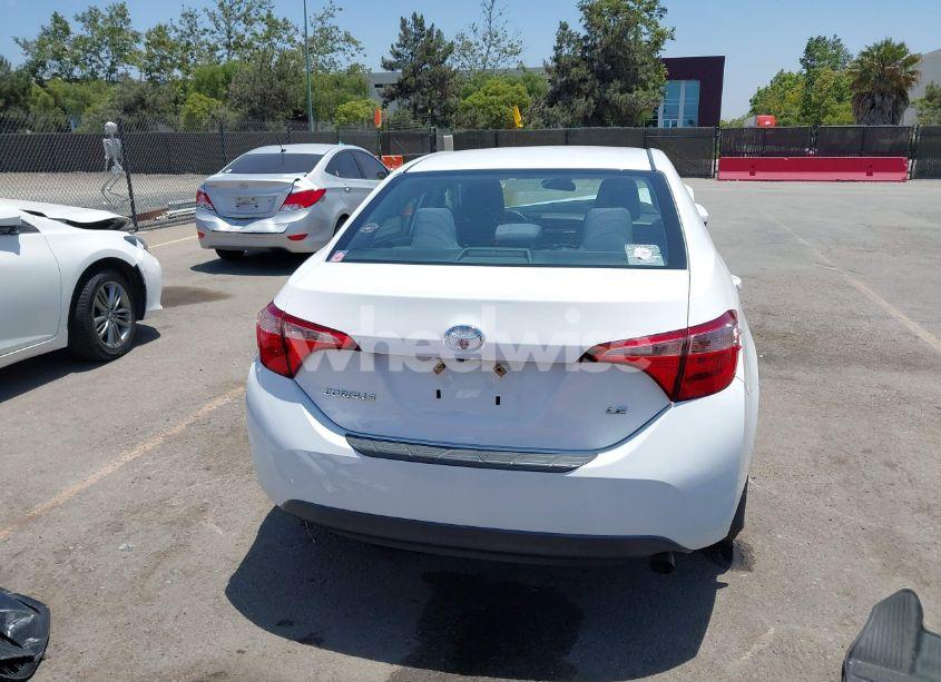Photo 17 of 2019 Toyota Corolla LE (VIN 2T1BURHEXKC125579)