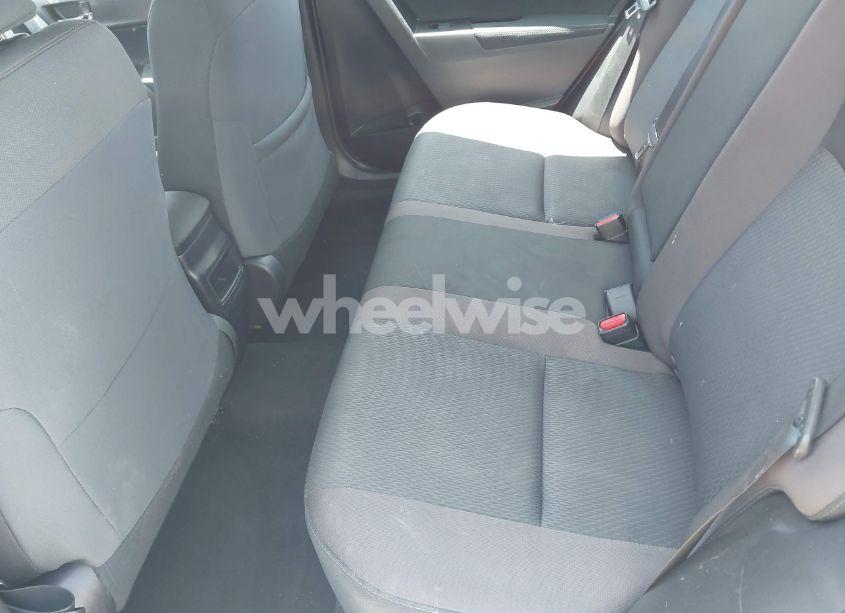 Photo 8 of 2019 Toyota Corolla LE (VIN 2T1BURHEXKC125579)