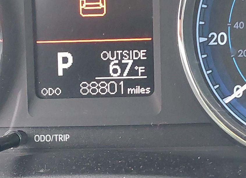 Photo 15 of 2019 Toyota Corolla L (VIN 2T1BURHEXKC126988)