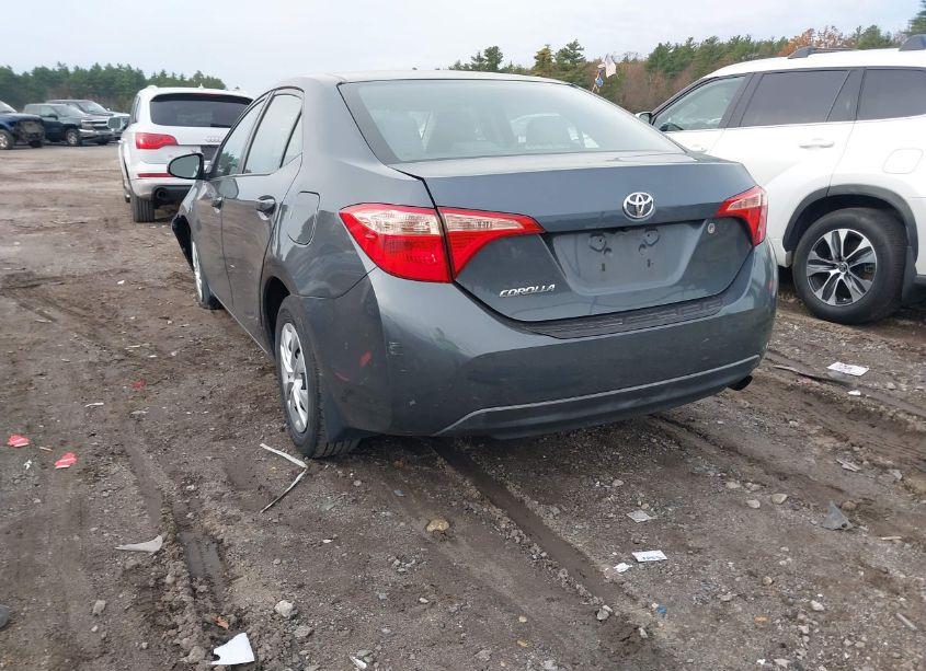 Photo 3 of 2019 Toyota Corolla L (VIN 2T1BURHEXKC126988)