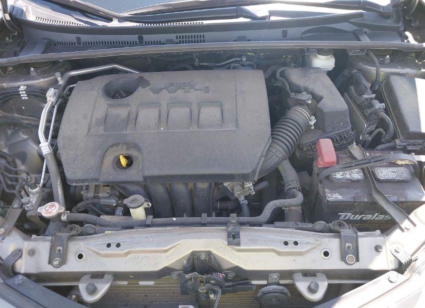 Photo 10 of 2019 Toyota Corolla SE (VIN 2T1BURHEXKC131771)