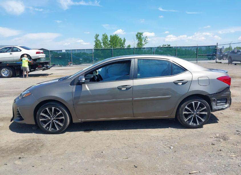 Photo 15 of 2019 Toyota Corolla SE (VIN 2T1BURHEXKC131771)
