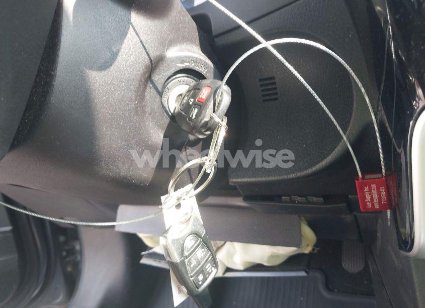 Photo 11 of 2019 Toyota Corolla LE (VIN 2T1BURHEXKC144519)