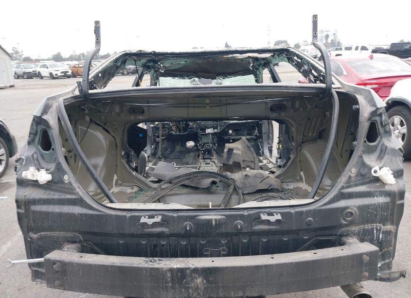 Photo 17 of 2019 Toyota Corolla SE (VIN 2T1BURHEXKC154404)