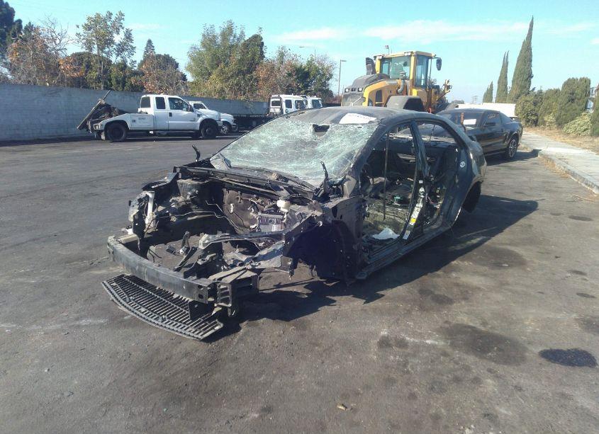 Photo 2 of 2019 Toyota Corolla SE (VIN 2T1BURHEXKC154404)