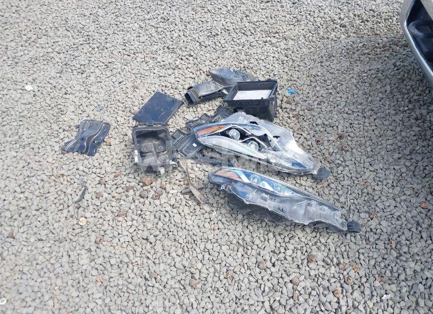 Photo 12 of 2019 Toyota Corolla SE (VIN 2T1BURHEXKC157514)