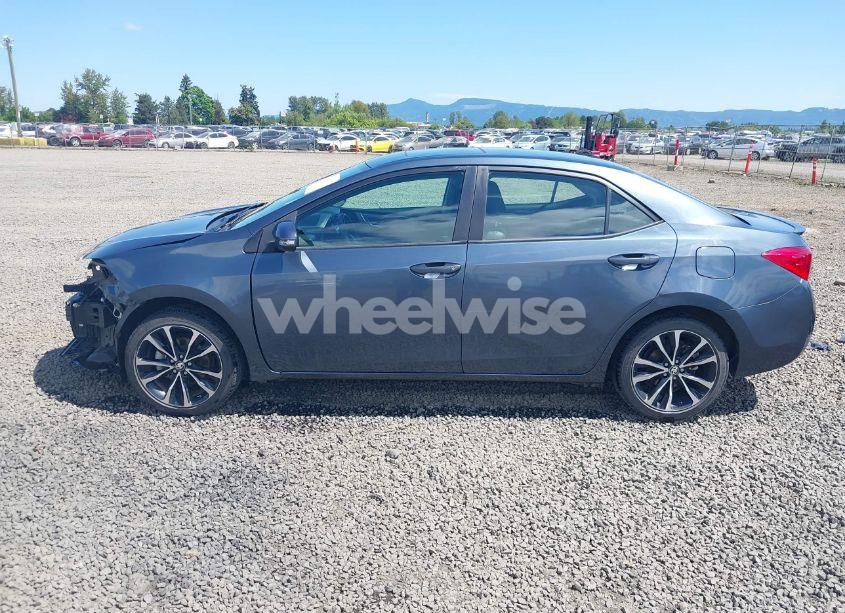 Photo 15 of 2019 Toyota Corolla SE (VIN 2T1BURHEXKC157514)