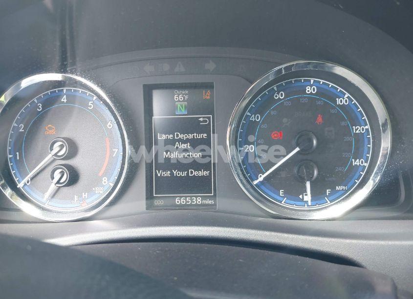 Photo 7 of 2019 Toyota Corolla SE (VIN 2T1BURHEXKC157514)