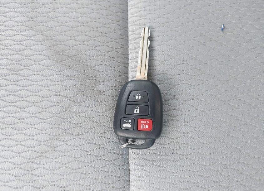 Photo 11 of 2019 Toyota Corolla LE (VIN 2T1BURHEXKC190139)