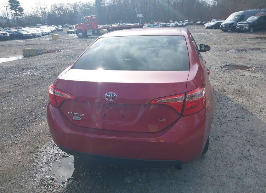 Photo 16 of 2019 Toyota Corolla LE (VIN 2T1BURHEXKC190139)