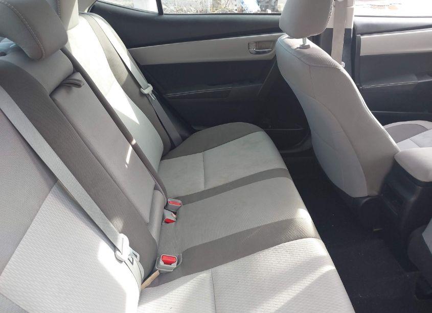 Photo 8 of 2019 Toyota Corolla LE (VIN 2T1BURHEXKC190139)