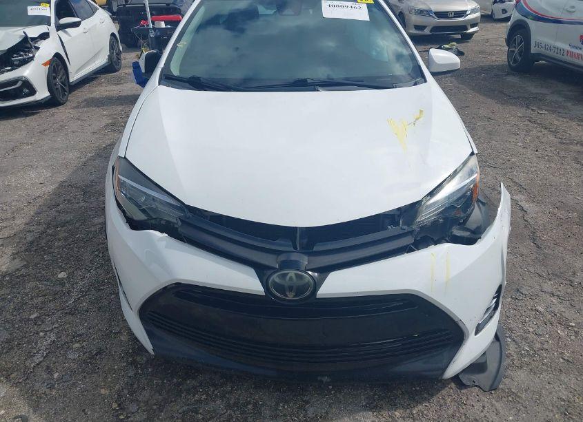 Photo 12 of 2019 Toyota Corolla LE (VIN 2T1BURHEXKC192408)
