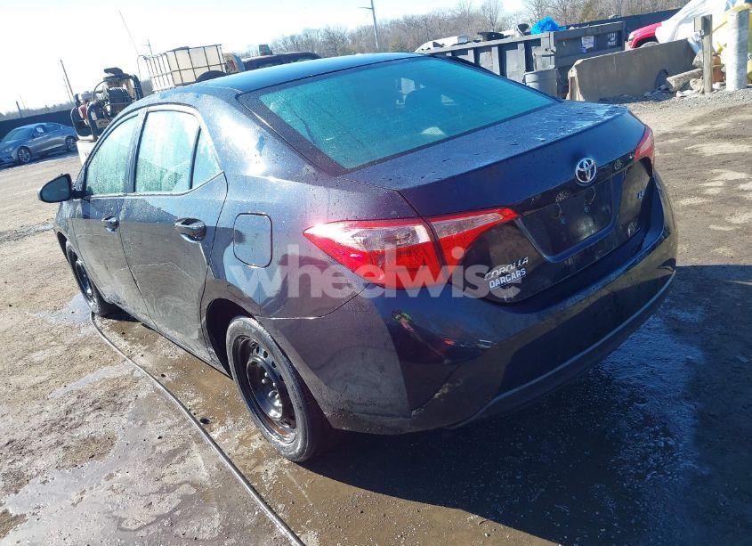 Photo 3 of 2019 Toyota Corolla LE (VIN 2T1BURHEXKC199469)