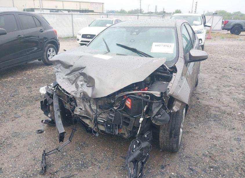 Photo 6 of 2019 Toyota Corolla LE (VIN 2T1BURHEXKC201253)