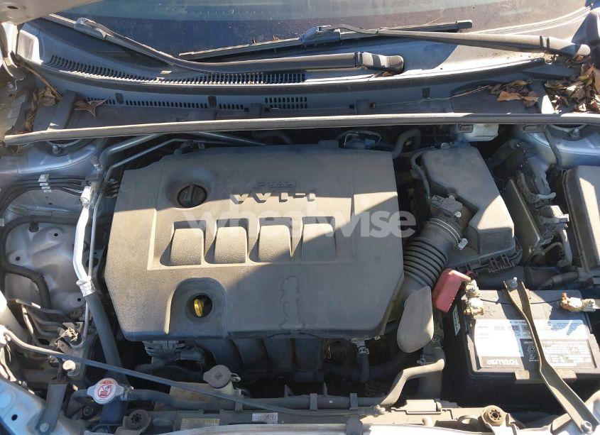 Photo 10 of 2019 Toyota Corolla LE (VIN 2T1BURHEXKC208686)