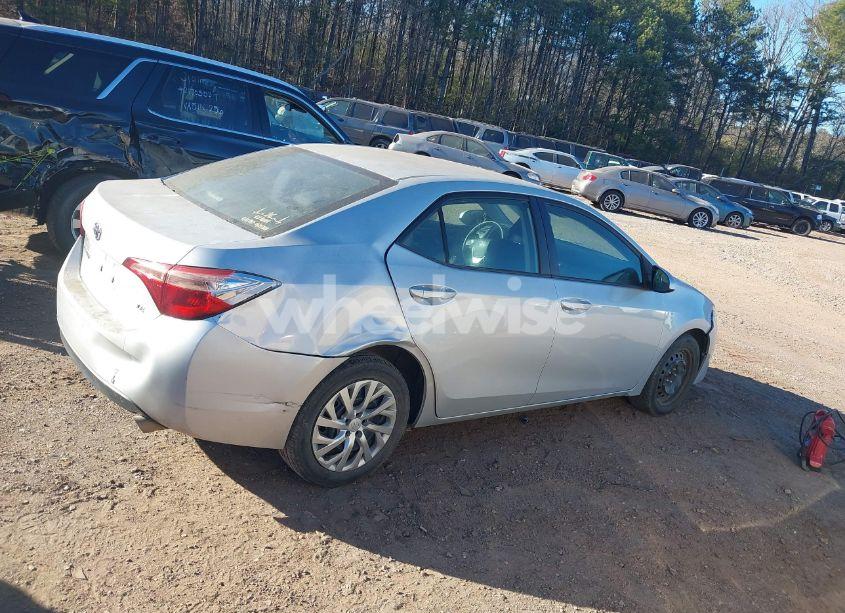 Photo 13 of 2019 Toyota Corolla LE (VIN 2T1BURHEXKC208686)