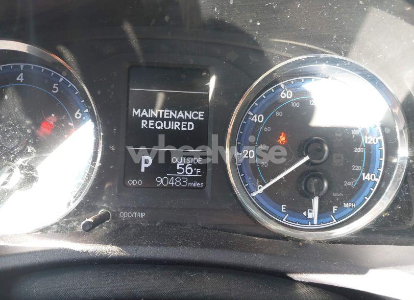 Photo 7 of 2019 Toyota Corolla LE (VIN 2T1BURHEXKC208686)