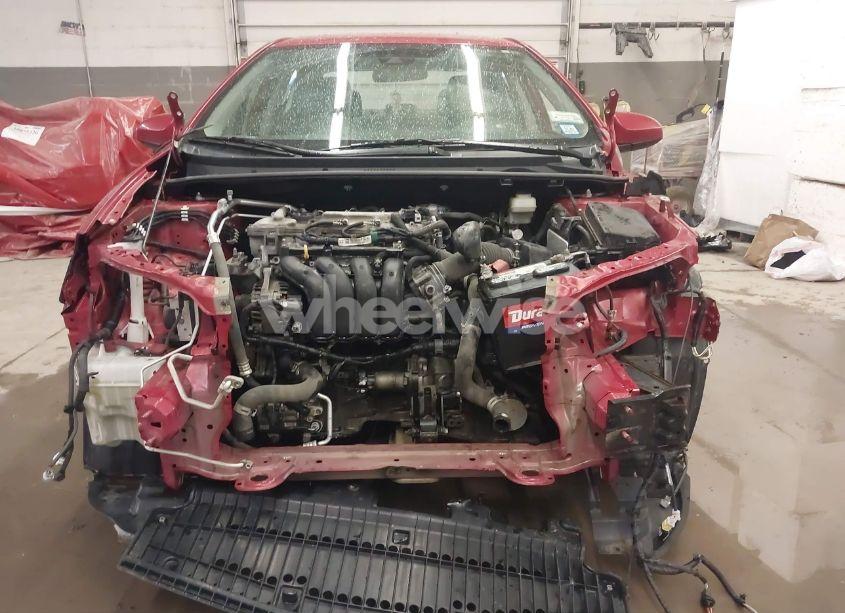 Photo 13 of 2019 Toyota Corolla LE (VIN 2T1BURHEXKC213161)