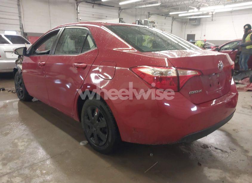 Photo 3 of 2019 Toyota Corolla LE (VIN 2T1BURHEXKC213161)