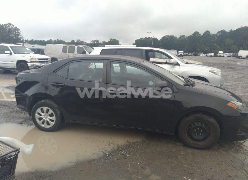 Photo 13 of 2019 Toyota Corolla L (VIN 2T1BURHEXKC215007)