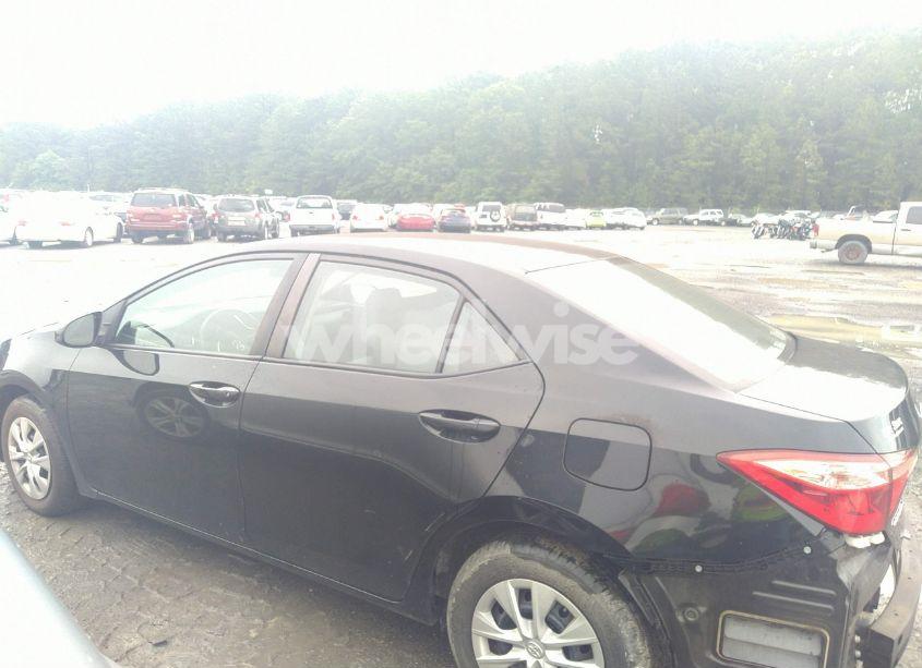 Photo 14 of 2019 Toyota Corolla L (VIN 2T1BURHEXKC215007)