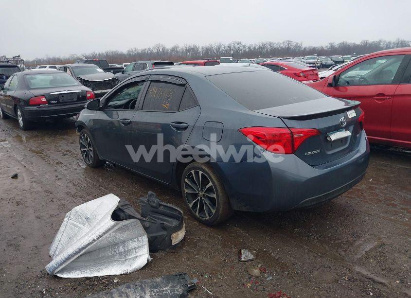 Photo 15 of 2019 Toyota Corolla SE (VIN 2T1BURHEXKC217601)