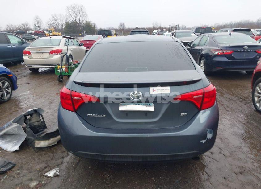 Photo 17 of 2019 Toyota Corolla SE (VIN 2T1BURHEXKC217601)
