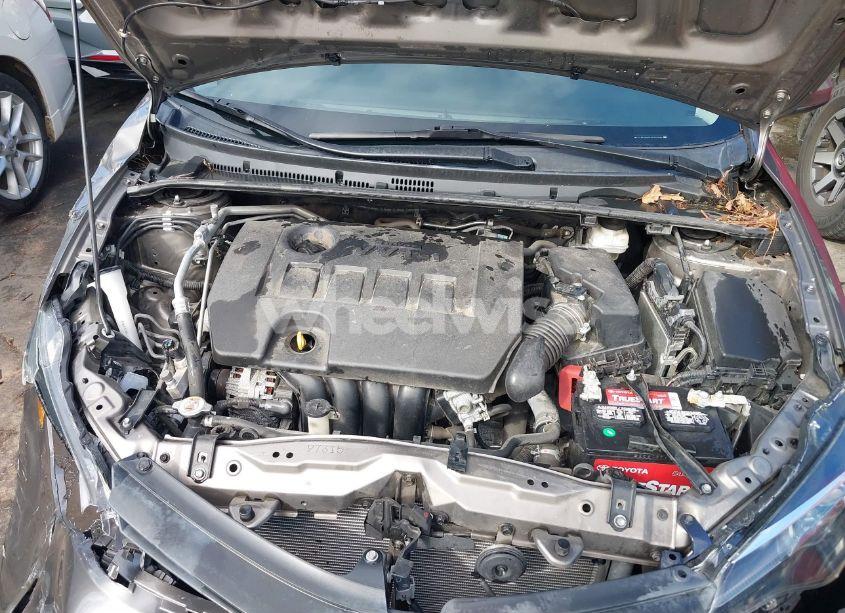 Photo 10 of 2019 Toyota Corolla LE (VIN 2T1BURHEXKC219090)