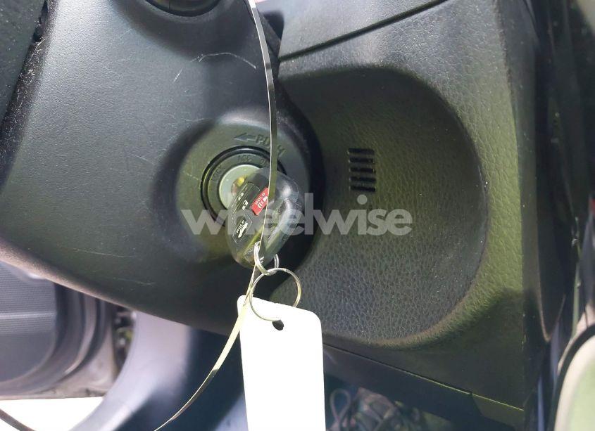 Photo 11 of 2019 Toyota Corolla LE (VIN 2T1BURHEXKC219090)