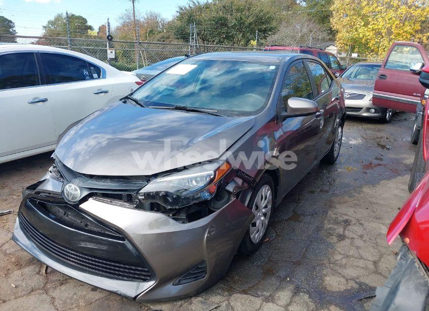 Photo 2 of 2019 Toyota Corolla LE (VIN 2T1BURHEXKC219090)