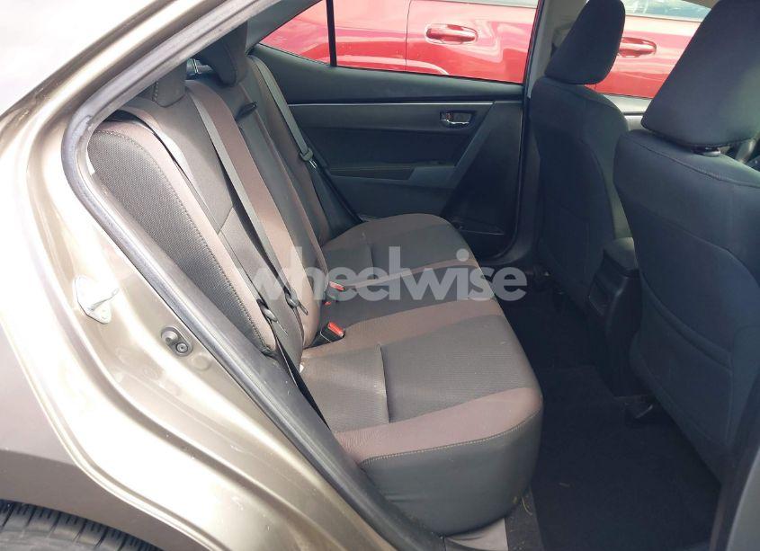 Photo 8 of 2019 Toyota Corolla LE (VIN 2T1BURHEXKC219090)