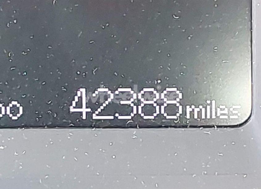 Photo 15 of 2019 Toyota Corolla LE (VIN 2T1BURHEXKC222037)